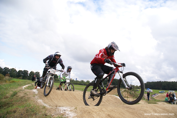 Fourcross (220)